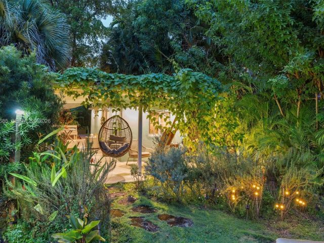 Home for sale at 11377 W Biscayne Canal Rd - photo 7514885