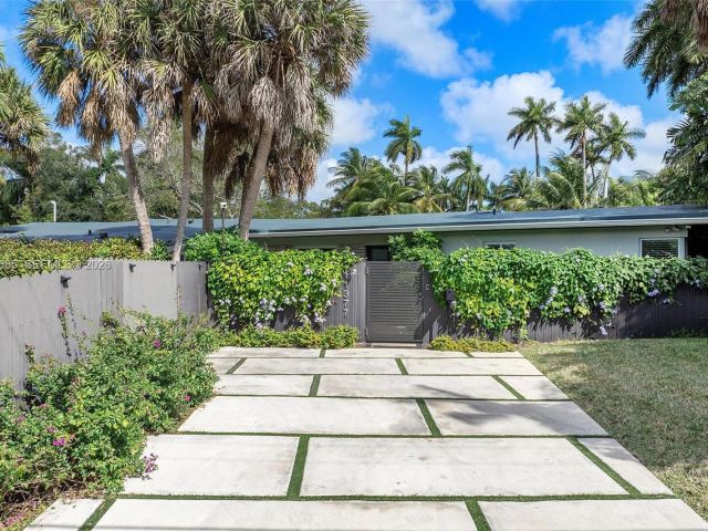 Home for sale at 11377 W Biscayne Canal Rd - photo 7514886