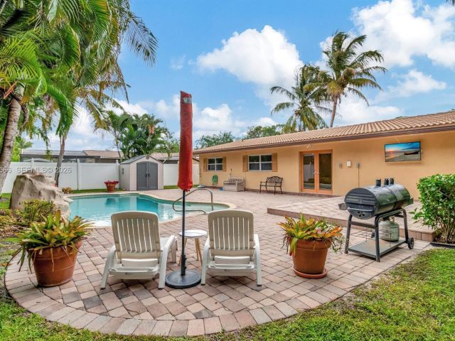 Home for sale at 11 Forest Hills Ln - photo 7453120