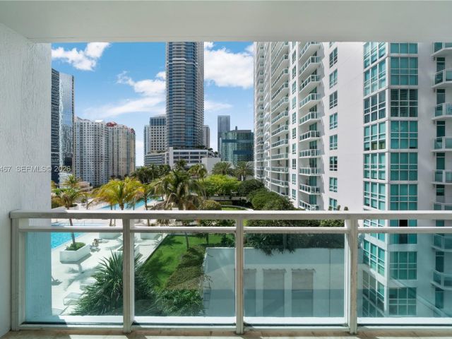 Apartment for rent  Unit #1403 - photo 7461385