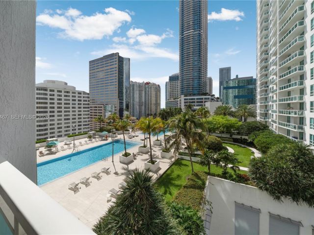 Apartment for rent  Unit #1403 - photo 7461393