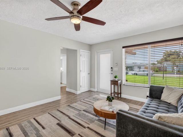 Home for sale at 1401 NW 46th St - photo 7534832