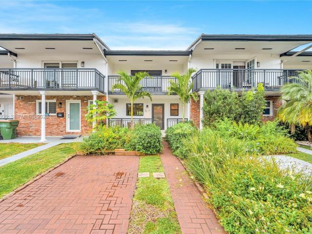 Home for rent at 2211 NE 122nd St 2211 - photo 7475161