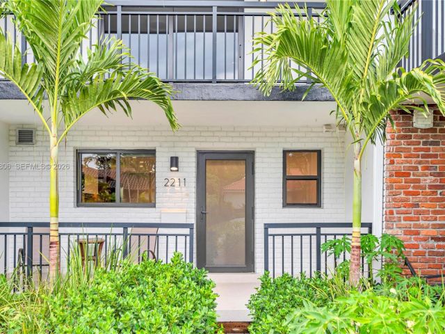 Home for rent at 2211 NE 122nd St 2211 - photo 7475165