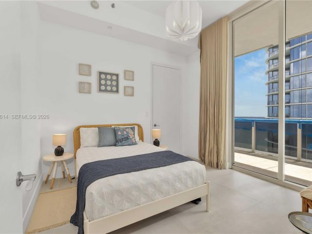 Apartment for rent  Unit # - photo 7497521