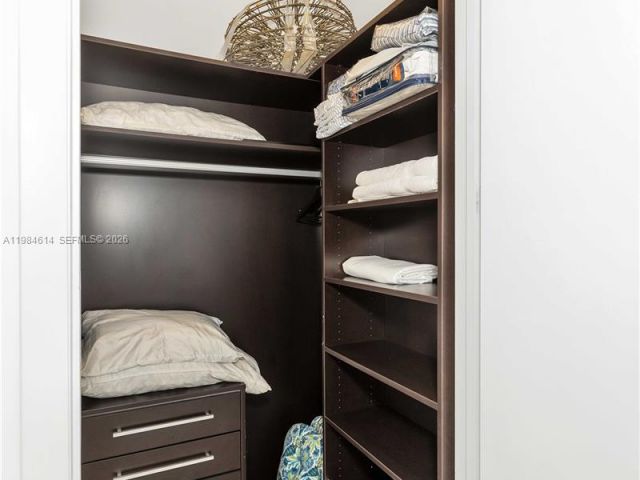 Apartment for rent  Unit # - photo 7497524