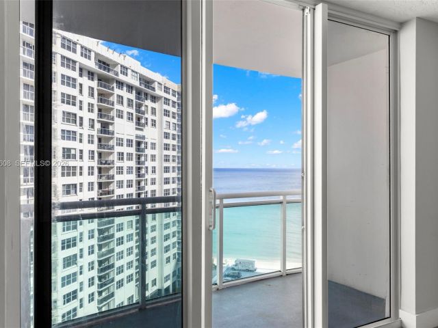 Apartment for rent  Unit #1145 - photo 7466702