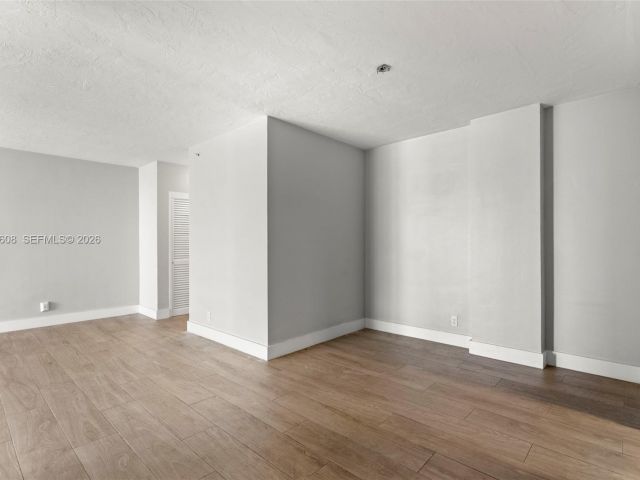 Apartment for rent  Unit #1145 - photo 7466718