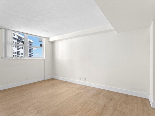 Apartment for rent  Unit #1145 - photo 7466722