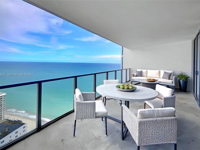 Apartment for sale  Unit #3203 - photo 7452011