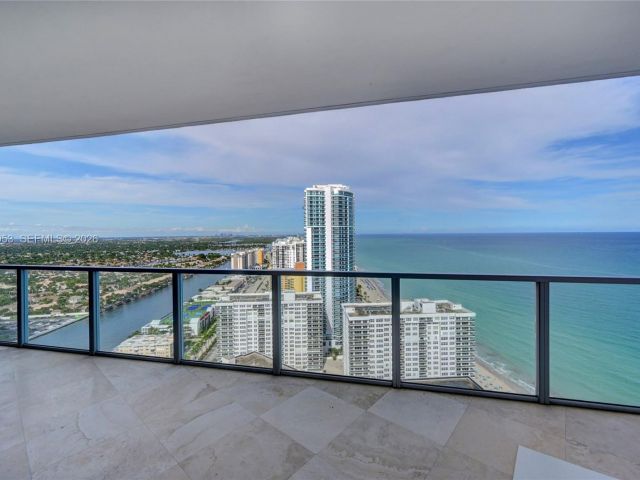 Apartment for sale  Unit #3203 - photo 7452030