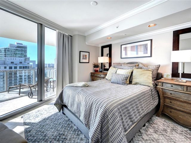 Apartment for sale  Unit #3203 - photo 7452043