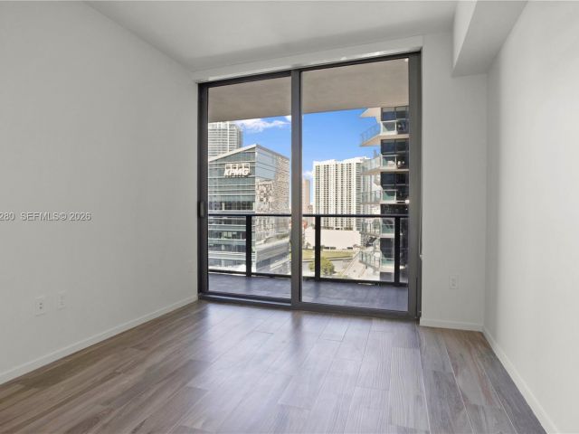 Apartment for rent  Unit # - photo 7452481