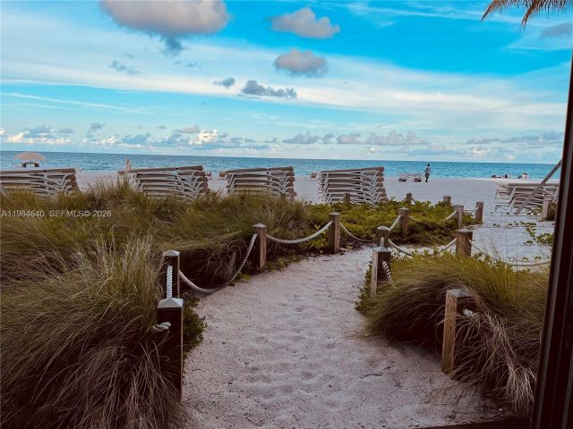 Apartment for rent  Unit #Cabana 8 - photo 7495635