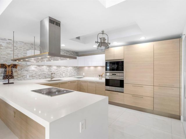 Apartment for rent  Unit #1803 - photo 7503552