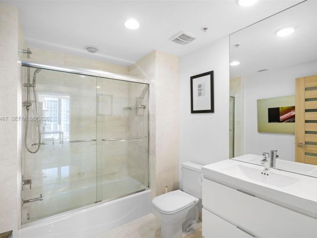 Apartment for rent  Unit #1803 - photo 7503564