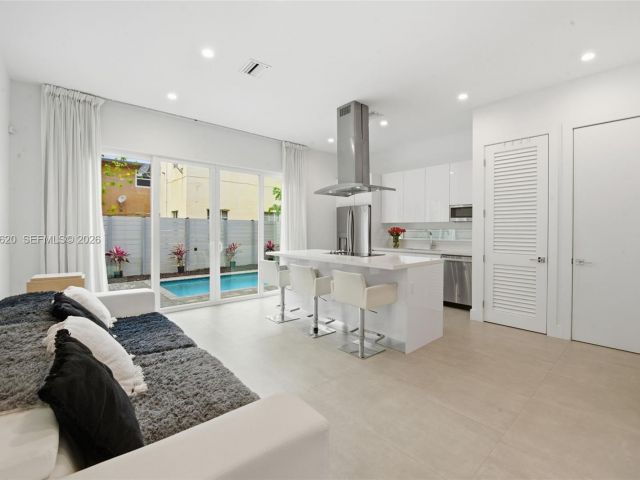 Home for sale at 3525 Day Ave - photo 7465193