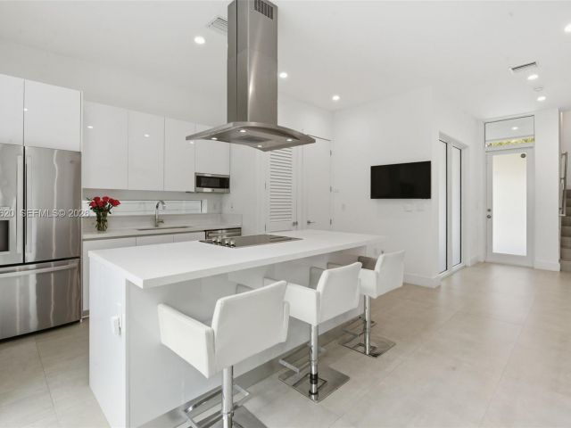 Home for sale at 3525 Day Ave - photo 7465194