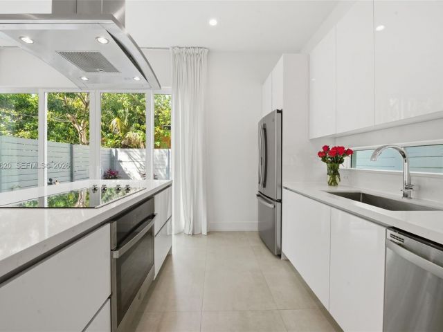 Home for sale at 3525 Day Ave - photo 7465197