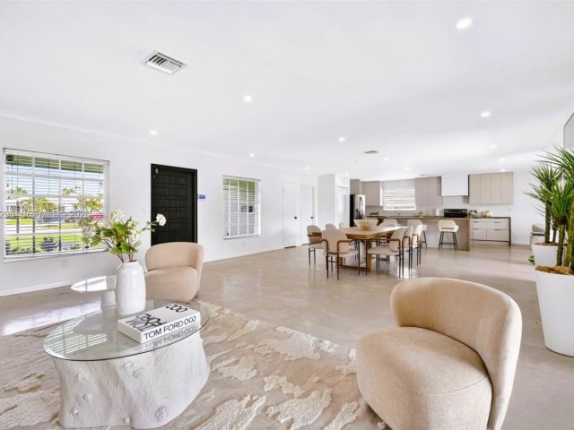 Home for sale at 1119 N 46th Ter - photo 7514682