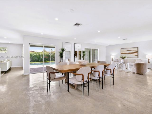 Home for sale at 1119 N 46th Ter - photo 7514684