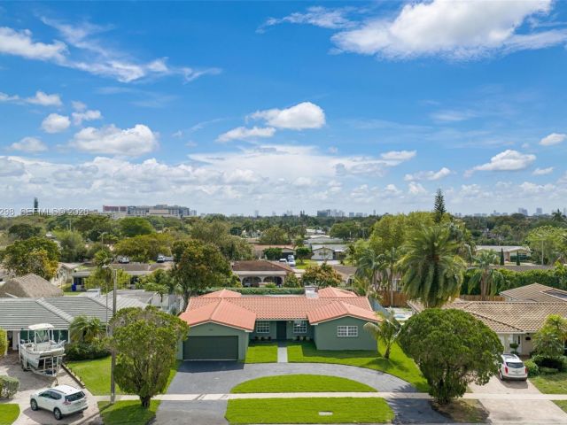 Home for sale at 1119 N 46th Ter - photo 7514687