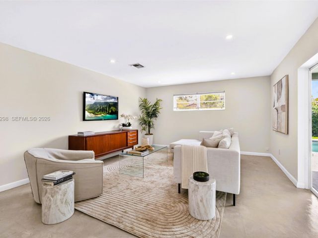 Home for sale at 1119 N 46th Ter - photo 7514699