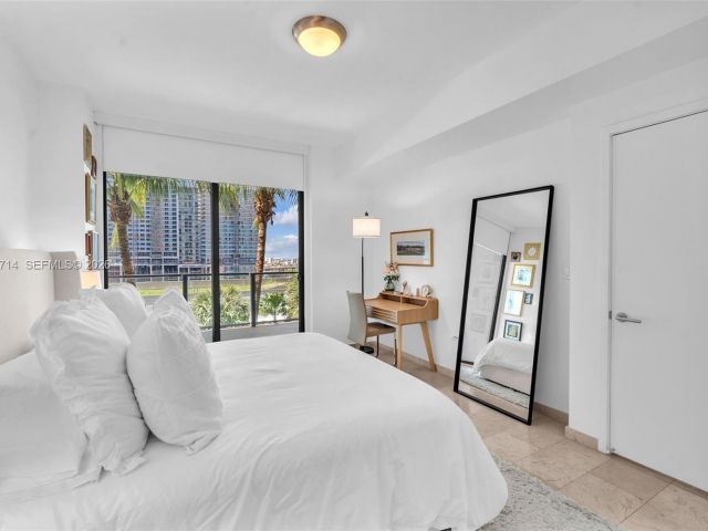 Apartment for sale  Unit #806 - photo 7520203