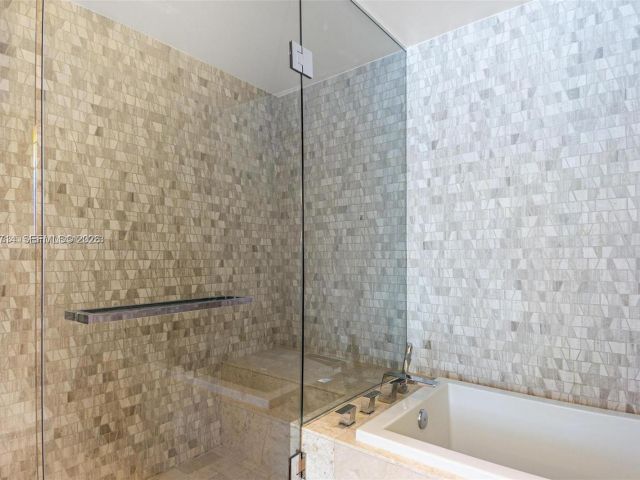 Apartment for sale  Unit #806 - photo 7520206