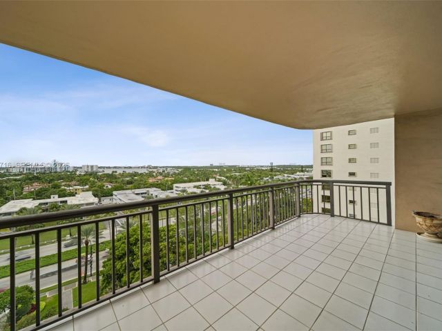 Apartment for sale  Unit #807 - photo 7507916
