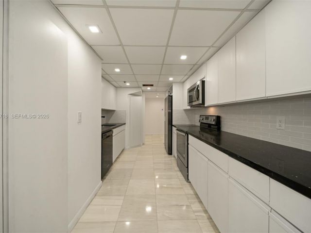 Apartment for sale  Unit #807 - photo 7507924