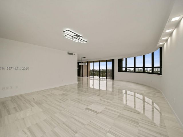 Apartment for sale  Unit #807 - photo 7507925