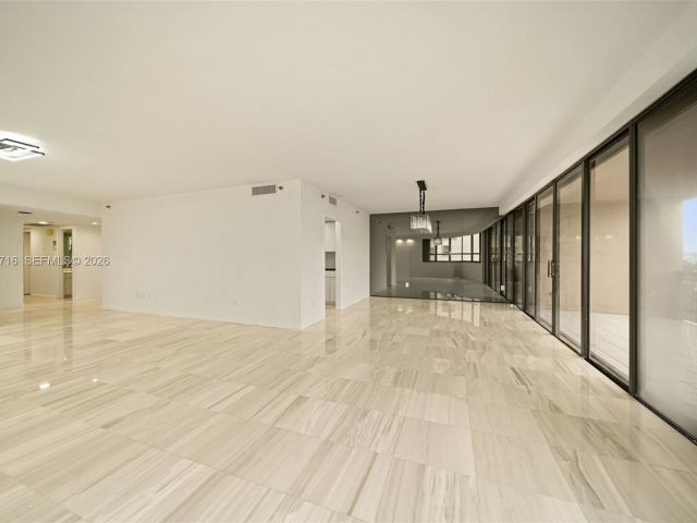 Apartment for sale  Unit #807 - photo 7507926