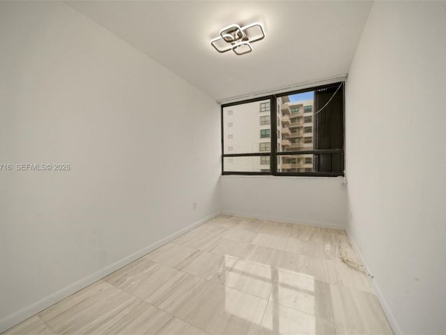 Apartment for sale  Unit #807 - photo 7507932