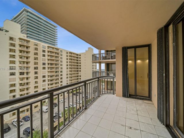 Apartment for sale  Unit #807 - photo 7507933