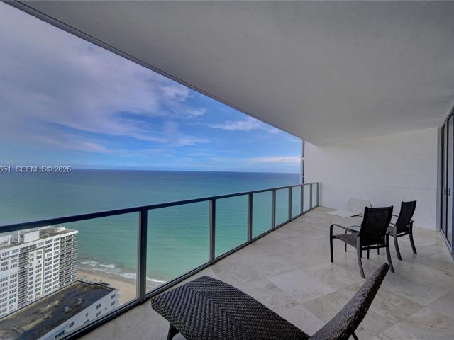 Apartment for rent  Unit #3203 - photo 7451991