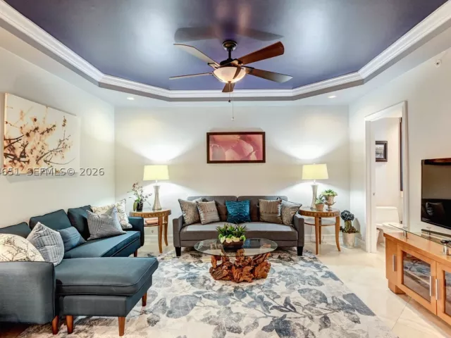 3-bedroom condo for rent in Hollywood - 3101 S Ocean Dr 3203 - MondialRealty