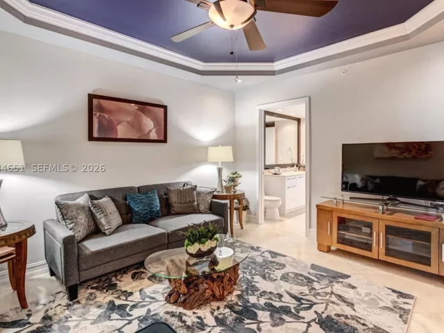 3-bedroom condo for rent in Hollywood - 3101 S Ocean Dr 3203 - MondialRealty