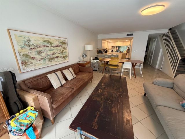 2-bedroom home for rent in Key Biscayne - 350 Grapetree Dr 410 - MondialRealty