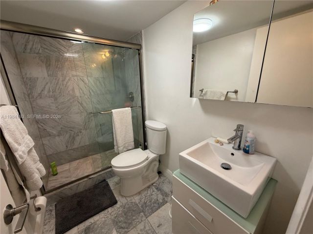 2-bedroom home for rent in Key Biscayne - 350 Grapetree Dr 410 - MondialRealty