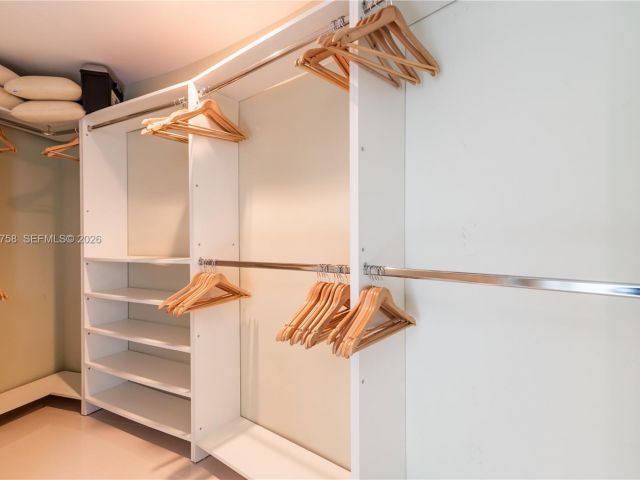 Apartment for rent  Unit #504 - photo 7502171