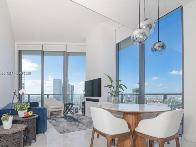 Apartment for rent  Unit #4008 - photo 7494144