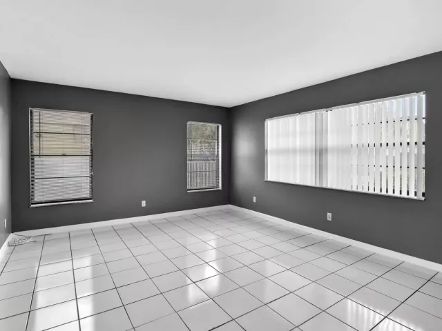 4-bedroom home for sale in Hollywood - 7721 NW 42nd Court - MondialRealty