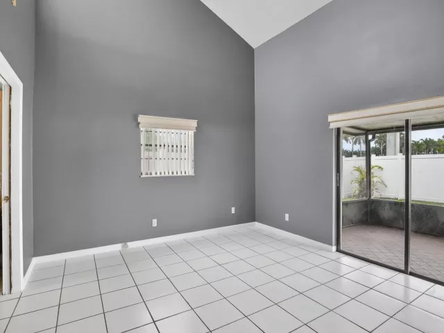 4-bedroom home for sale in Hollywood - 7721 NW 42nd Court - MondialRealty