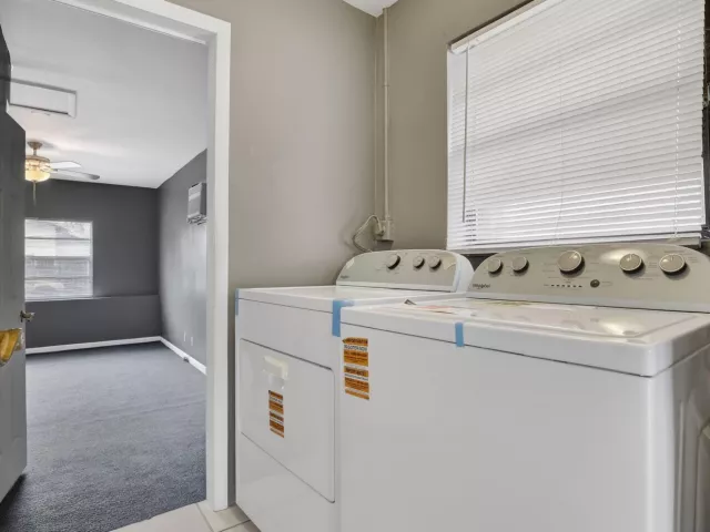 4-bedroom home for sale in Hollywood - 7721 NW 42nd Court - MondialRealty