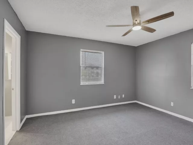 4-bedroom home for sale in Hollywood - 7721 NW 42nd Court - MondialRealty