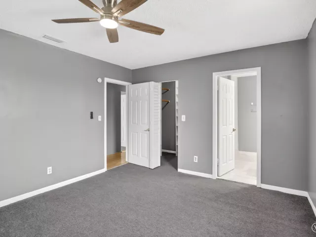 4-bedroom home for sale in Hollywood - 7721 NW 42nd Court - MondialRealty