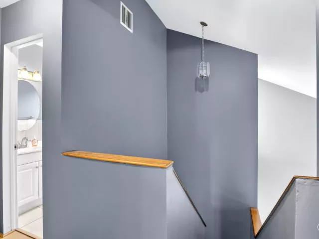 4-bedroom home for sale in Hollywood - 7721 NW 42nd Court - MondialRealty