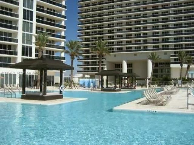 Apartment for sale  Unit #1606 - photo 7500360