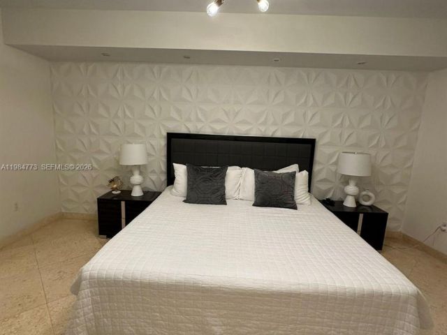 Apartment for sale  Unit #1606 - photo 7500375